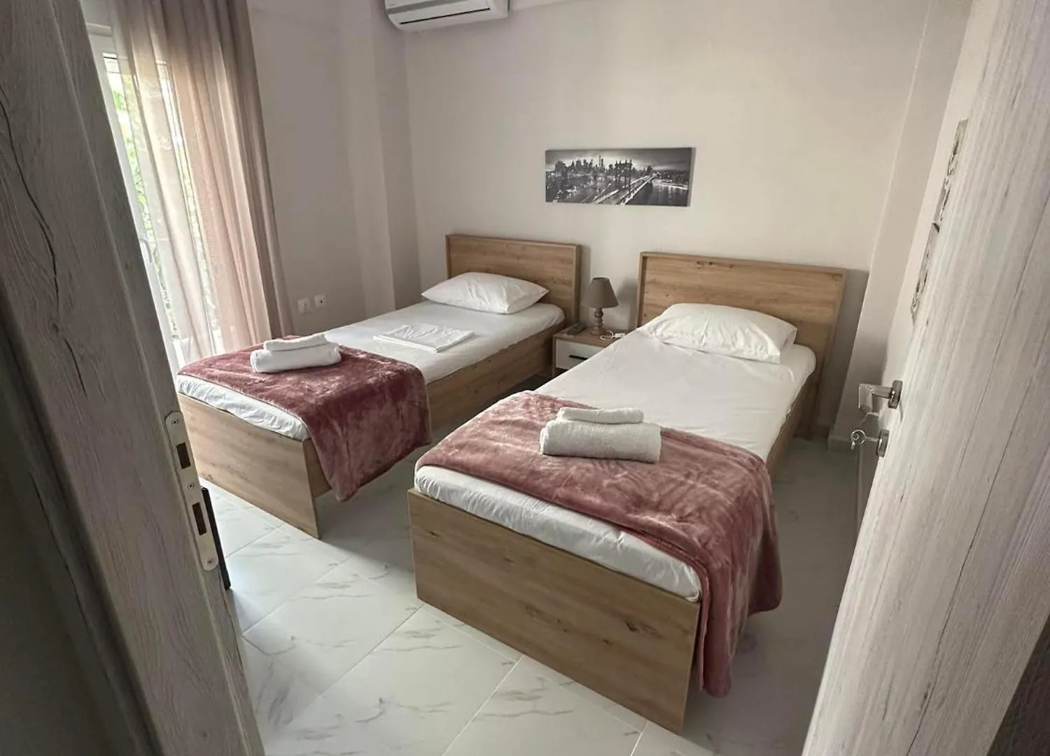 Elen Apartment Peraía